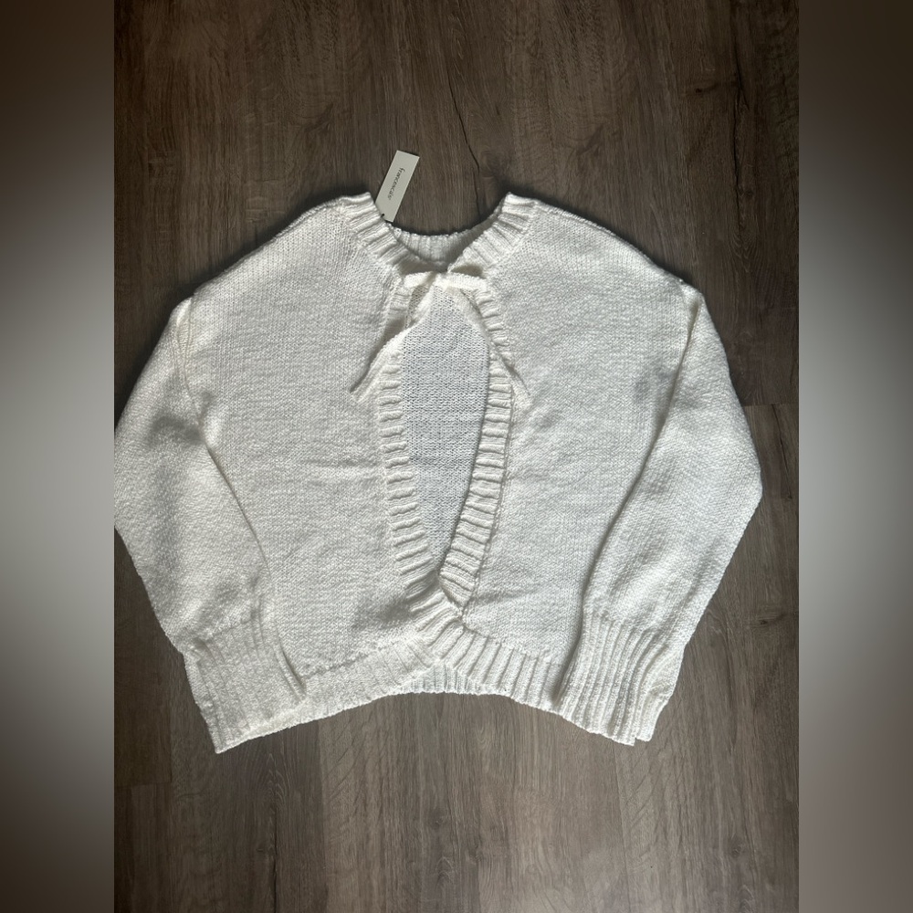 Francesca’s Audrey Open Back Sweater – Ivory – Size 1X – New with Tags